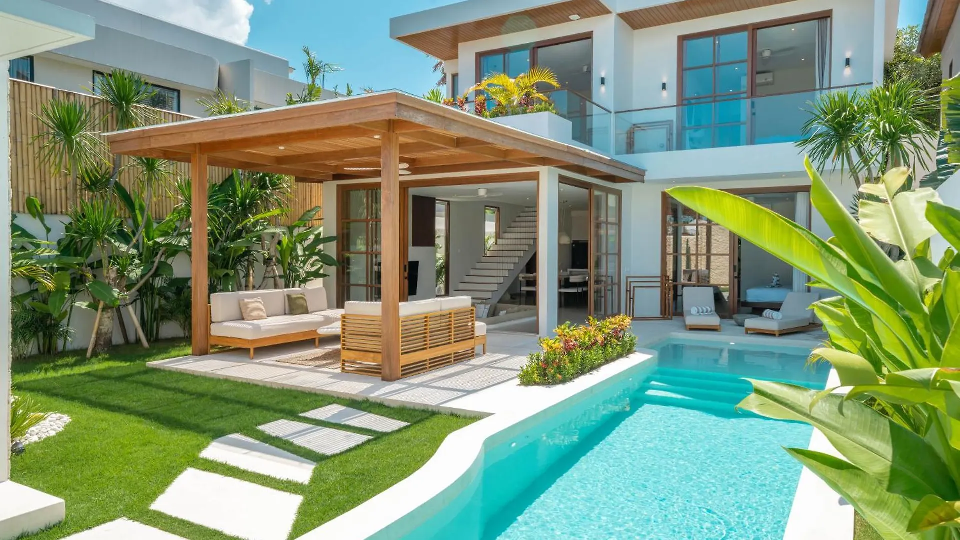 Umalas Escape - Premier 3Br Tropical Villa Steps From Canggu
